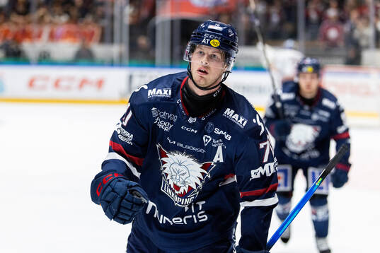 Linköpings Fredrik Karlström jublar