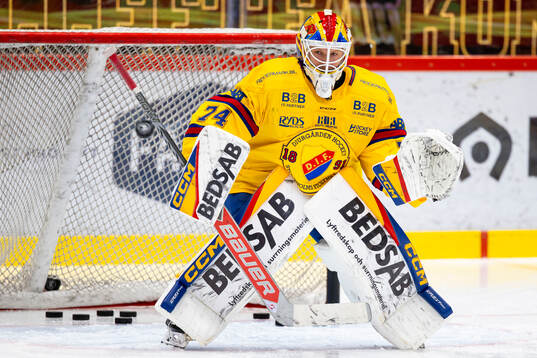 Djurgårdens målvakt Daniel Marmenlind innan