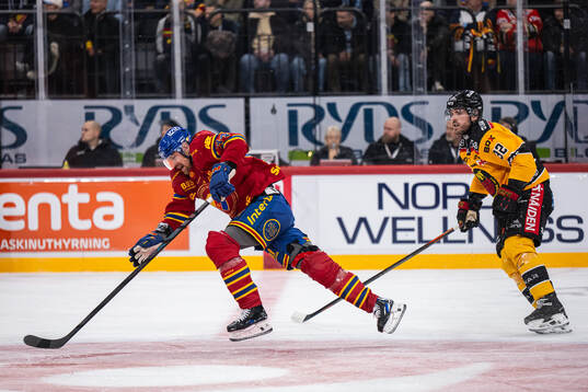 Djurgårdens Daniel Brodin och Luleås Oscar Engsund