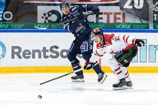 Linköpings Eskild Bakke Olsen och Örebros Patrik Puistola