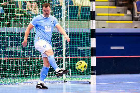 MFF Stjärnors tränare Daniel Andersson i