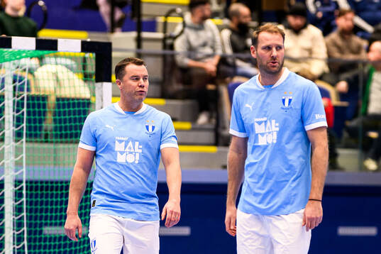 MFF Stjärnors tränare Daniel Andersson och Ola Toivonen i