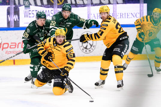 Färjestads Oskar Steen och Per Åslund