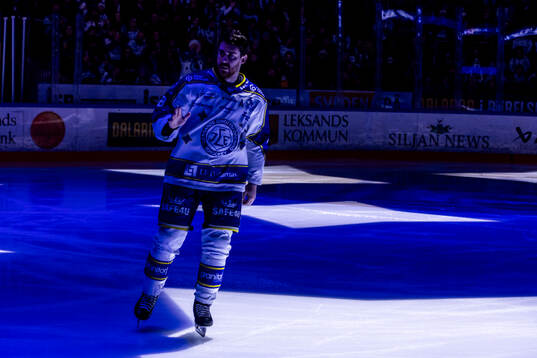 Leksands Matt Caito hyllas för 300 matcher innan