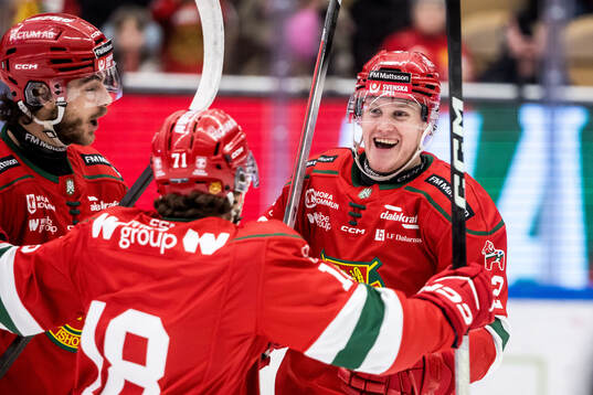 Moras Filip Björkman jublar