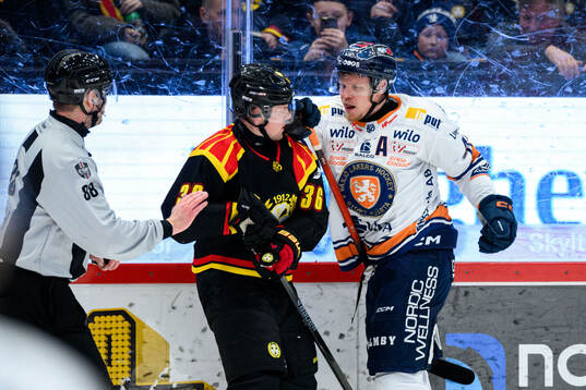 Brynäs Linus Ölund och Växjös Ludvig Nilsson