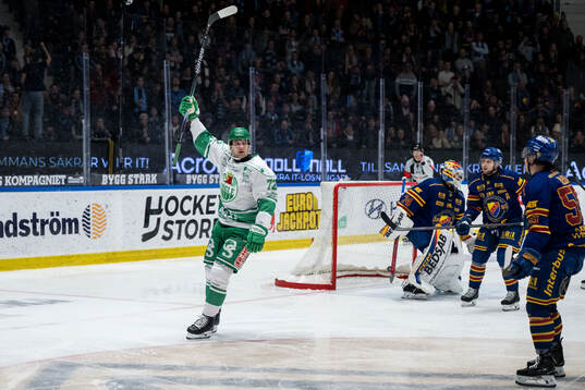 Rögles Daniel Zaar jublar