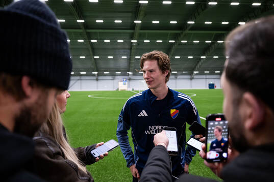 August Priske Flyger