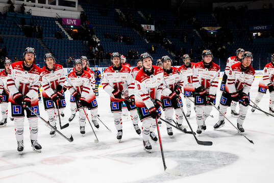 Örebros Linus Arnesson. Filip Berglund, Teemu Turunen,