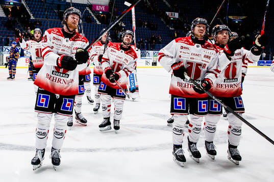 Örebros Linus Arnesson, Teemu Turunen. Kalle Kossila och