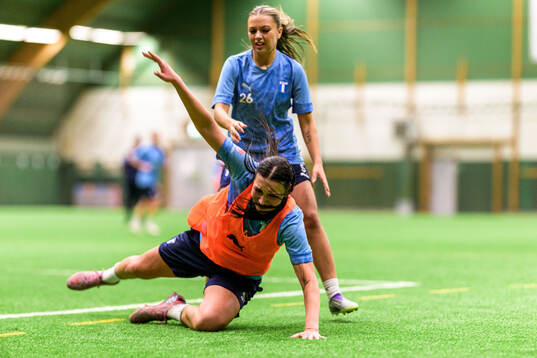 Och Alexia Mitkovska