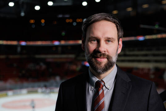 TV4s kommentator Tobias Ekberg