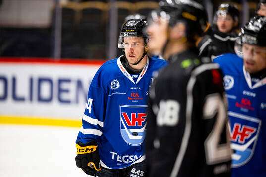 Skellefteås Jonathan Pudas innan ishockeymatchen i SHL