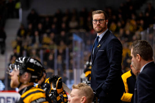 Skellefteås assisterande tränare Andreas Falk