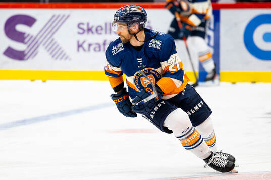 Växjös Brian Cooper innan ishockeymatchen i SHL mellan