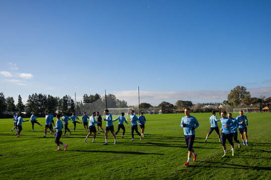 Spelarna värmer upp