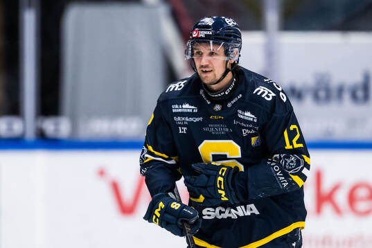 Södertäljes Viktor Liljegren jublar