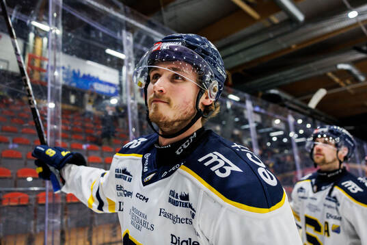 Södertäljes William Wiå jublar