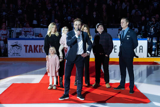 Linköpings tidigare spelare Broc Little hyllas