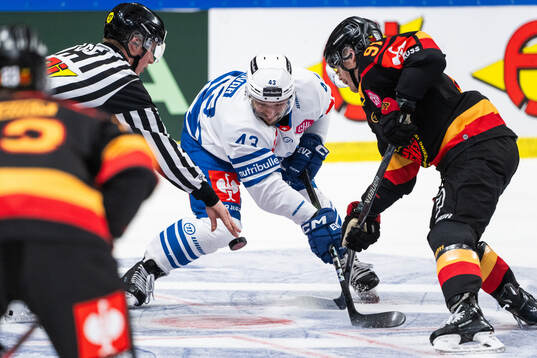 Jan Kovár of EV Zug