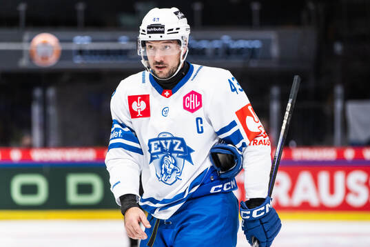 Jan Kovár of EV Zug