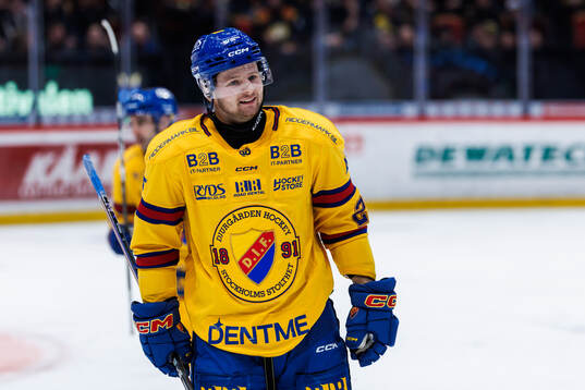 Djurgårdens Mathias Emilio Pettersen jublar