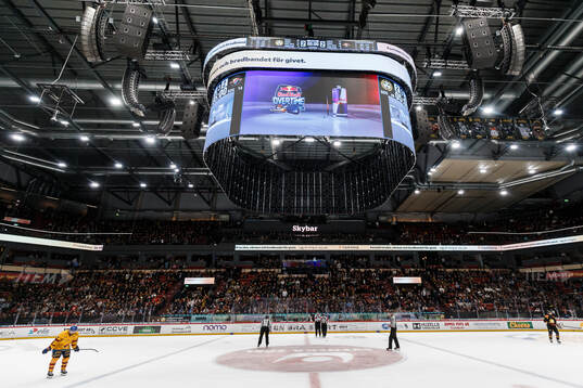 Red Bull Overtime på jumbotronen