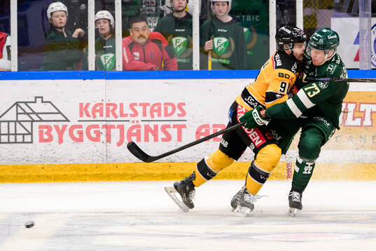 Luleås Brian O'Neill och Färjestads Adam Ollas Mattsson