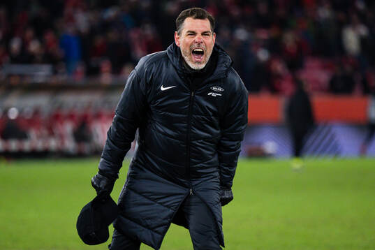Head coach Freyr Alexandersson of Brann celebrates