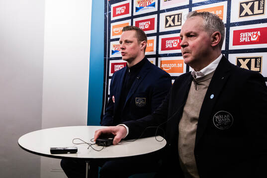 Djurgårdens tränare Robert Kimby och Malmö Redhawks