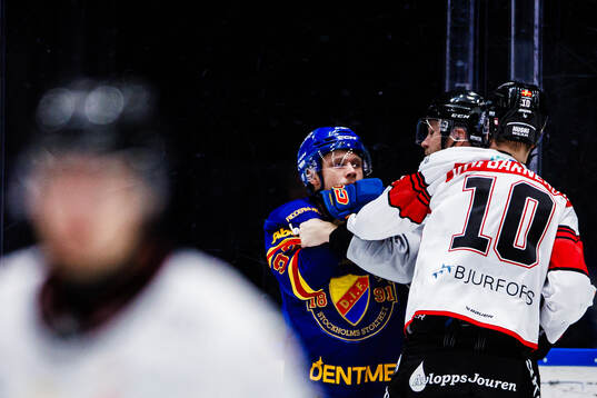 Djurgårdens Jesper Pettersson och Malmö Redhawks William