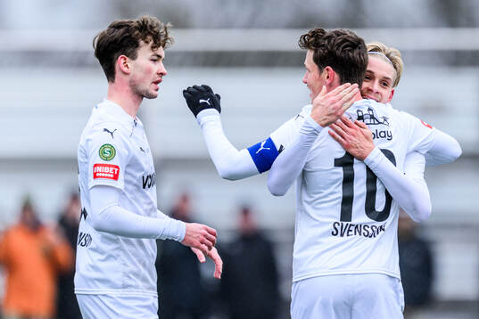 Helsingborgs Alexander Johansson, Max Svensson och Leo