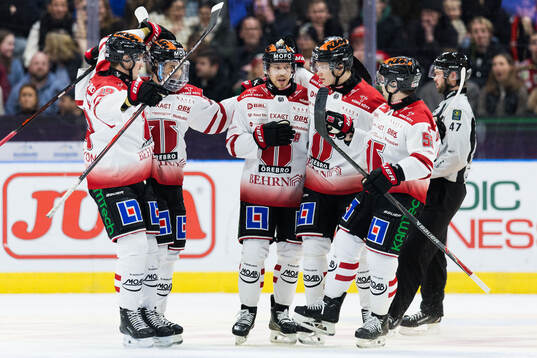 Örebros Kalle Kossila jublar