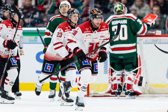 Örebros Linus Arnesson jublar