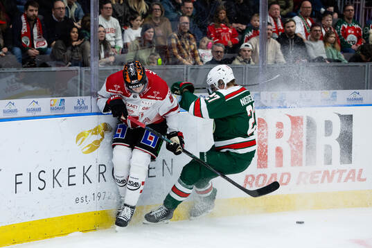 Örebros Gustav Backström och Frölundas Theodor Niederbach