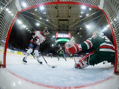 Örebros Patrik Puistola gör 3-3 på Frölundas målvakt