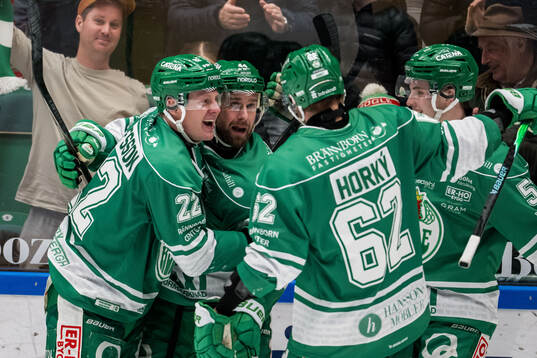 Rögles Calvin De Haan jublar