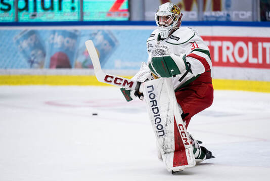 Moras målvakt Marcus Hellgren Smed jublar