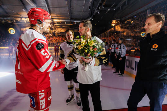 Timrås Anton Lander och före detta Skellefteåspelaren