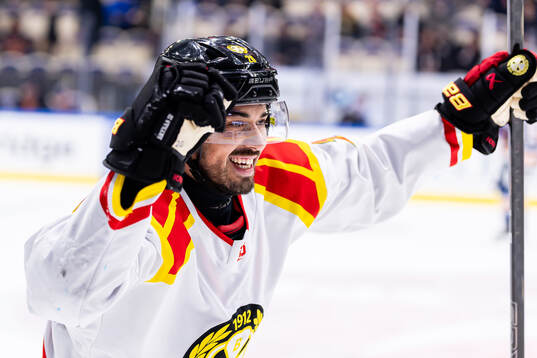 Brynäs Tyler Vesel jublar