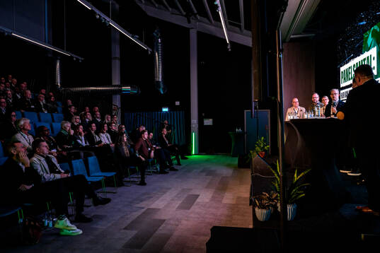 Andreas Narsell, Intressent- och pressansvarig Sparbanken