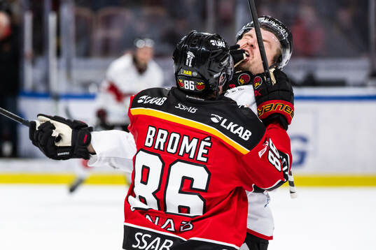 Luleås Mathias Bromé och Malmö Redhawks Johan Ivarsson