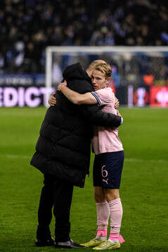 Head coach Miguel Angel Ramirez and Oscar Lewicki of Malmö