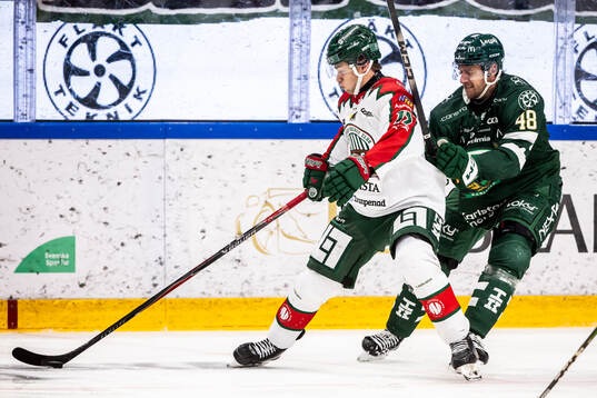 Frölundas Isac Born och Färjestads Filip Roos