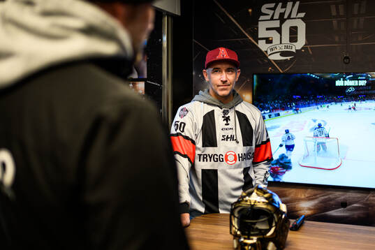 Domare Linus Öhlund SHL Impact Tour