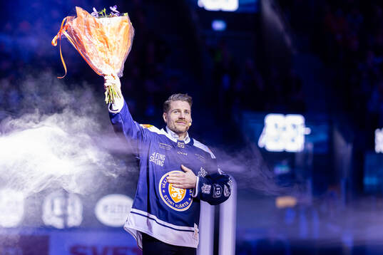 Växjös förra spelare Erik Josefsson hyllas