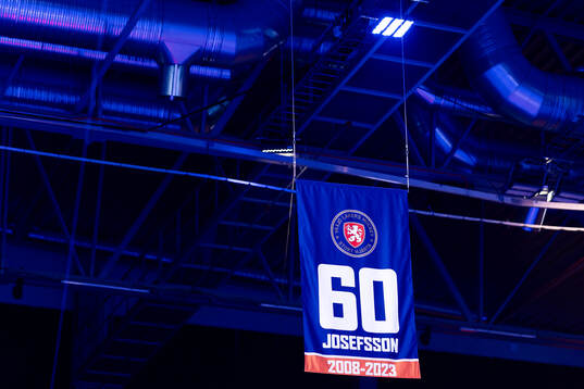 Växjös förra spelare Erik Josefsson hyllas