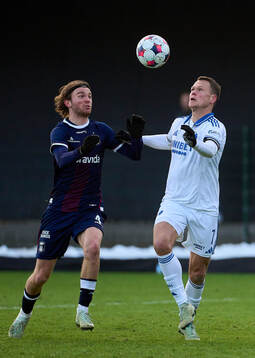 Bla gjennom flere bilder av Fotboll, Danska Ligan