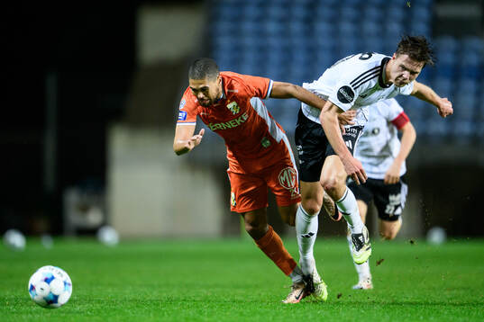 Thomas Santos of IFK Göteborg and Håkon Volden of