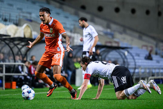 Sebastian Clemmensen of IFK Göteborg and Jonas Svensson of